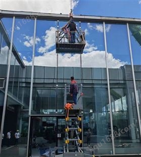 青 岛更换幕墙玻璃 打胶 维修 改造 安装 首信用企业