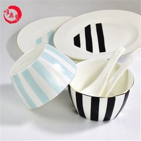 北欧二人骨瓷碗盘勺餐具套装 简约家用创意陶瓷餐具
