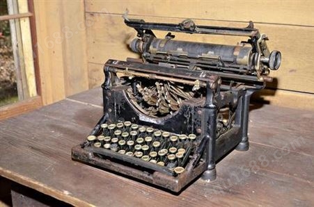 上海老打字机收购公司   打字机回收