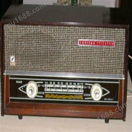 老唱机收购价格咨询   老黑胶唱片唱机收购  老收音机回收价格