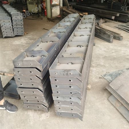 组合钢模板 转角钢模板 高频焊接加工 部件强度高