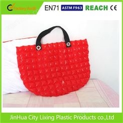 厂家专业生产PVC充气沙滩包包 PVC充气休闲手袋 PVC充气手提袋